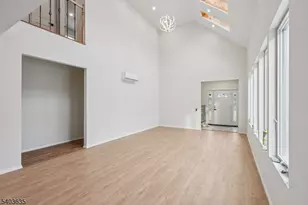 109 Monmouth Ave, Wayne, NJ 07470 - Photo 5