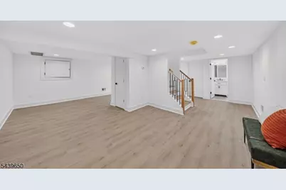 6 Short Hill Road, Clifton, NJ 07012 - Photo 35