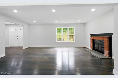 20 Cleacene Ave, Mount Olive, NJ 07828 - Photo 11