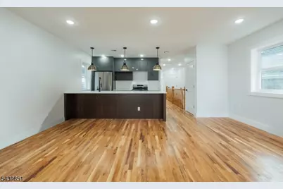 88 Hollywood Ave, East Orange, NJ 07018 - Photo 5