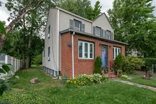 204 Vine St, Roselle, NJ 07203 - Photo 3