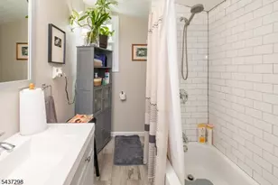204 Vine St, Roselle, NJ 07203 - Photo 15