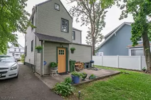204 Vine St, Roselle, NJ 07203 - Photo 31