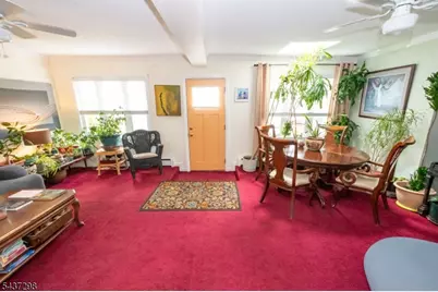 204 Vine St, Roselle, NJ 07203 - Photo 5