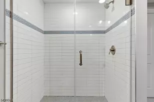 18-20 N Union Ave, Cranford Township, NJ 07016 - Photo 17