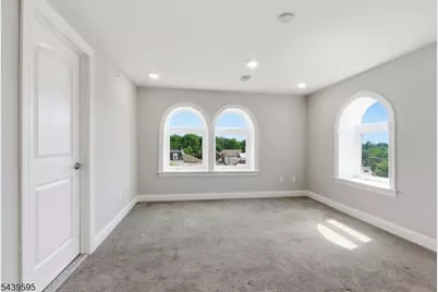 18-20 N Union Ave #5, Cranford Township, NJ 07016 - Photo 15
