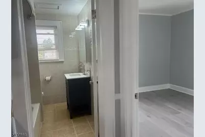 73 Lakewood Ter, Bloomfield, NJ 07003 - Photo 15