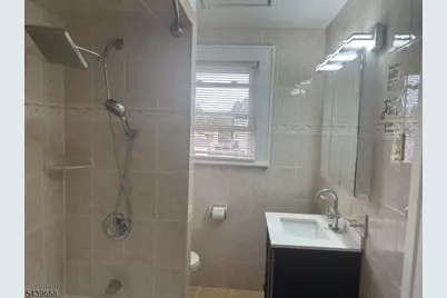 73 Lakewood Ter, Bloomfield, NJ 07003 - Photo 17