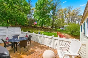 22 Holiday Dr, Hopatcong, NJ 07843 - Photo 21