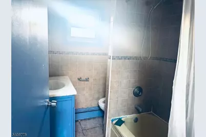 28 Silzer Ave, Woodbridge Township, NJ 08830 - Photo 23