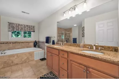 228 Atlantic Dr, Parsippany, NJ 07054 - Photo 37
