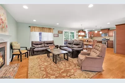 228 Atlantic Dr, Parsippany, NJ 07054 - Photo 17