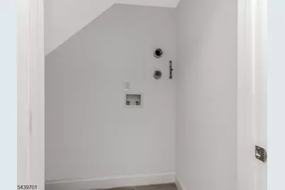 282 W Runyon Street #1, Newark, NJ 07108 - Photo 5