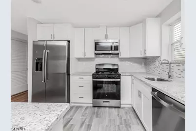 282 W Runyon Street #1, Newark, NJ 07108 - Photo 3