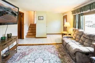 22 Forest Trail, Denville, NJ 07834 - Photo 5