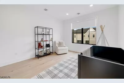 15 Feldman Court, Paramus, NJ 07652 - Photo 29