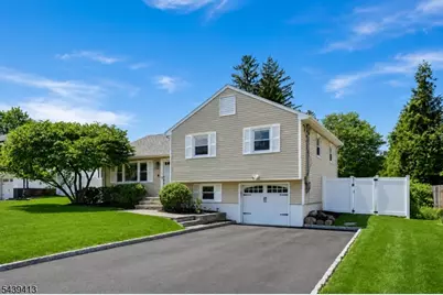13 Cedar St, East Hanover Township, NJ 07936 - Photo 3