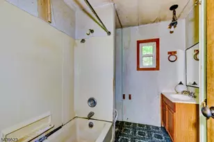 77 Sand Pond Rd, Hardyston Township, NJ 07419 - Photo 19