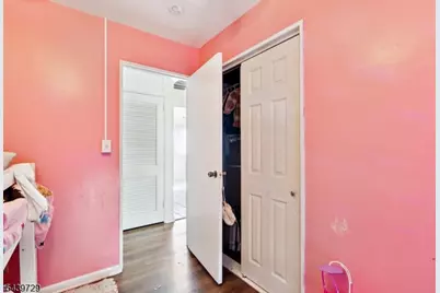 111 Ovington Ave, Edison, NJ 08817 - Photo 5