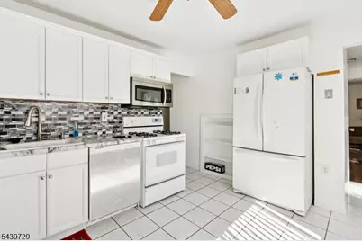 111 Ovington Ave, Edison, NJ 08817 - Photo 9