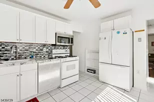 111 Ovington Ave, Edison, NJ 08817 - Photo 9