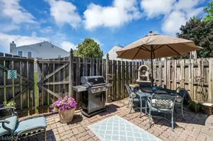 107 Bayberry Dr, Franklin Township, NJ 08873 - Photo 35