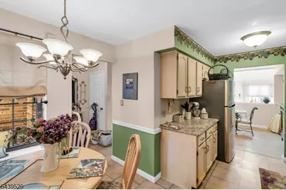 107 Bayberry Dr, Franklin Township, NJ 08873 - Photo 23