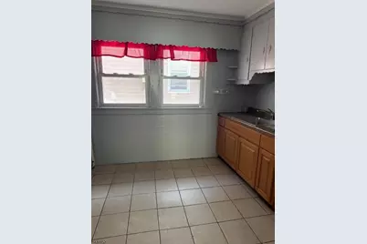 51 Ampere Pkwy, East Orange, NJ 07017 - Photo 11