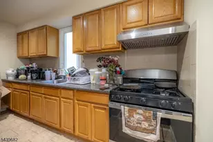 333 Magnolia Ave, Elizabeth, NJ 07206 - Photo 13