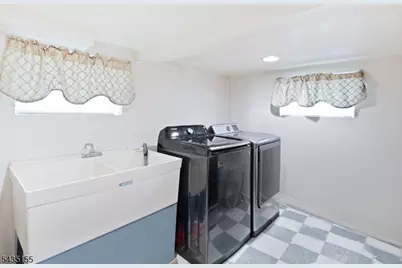 1515 Rose Ter, Union Township, NJ 07083 - Photo 27