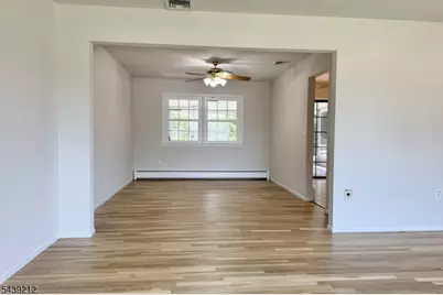 30 Tanglewood Dr, East Hanover Township, NJ 07936 - Photo 11