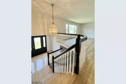 30 Tanglewood Dr, East Hanover Township, NJ 07936 - Photo 13