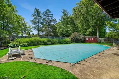 30 Tanglewood Dr, East Hanover Township, NJ 07936 - Photo 31