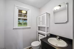 30 Tanglewood Dr, East Hanover Township, NJ 07936 - Photo 31
