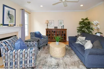 253 Patriot Hill Dr, Bernards Township, NJ 07920 - Photo 9