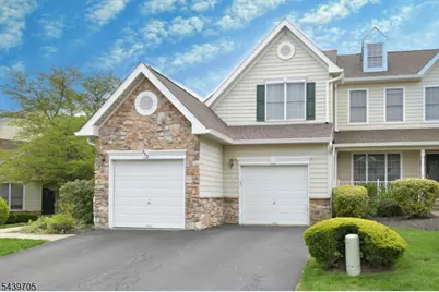 253 Patriot Hill Dr, Bernards Township, NJ 07920 - Photo 3