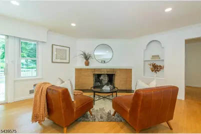 132 Haddon Pl, Montclair, NJ 07043 - Photo 7