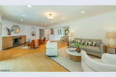 132 Haddon Pl, Montclair, NJ 07043 - Photo 11