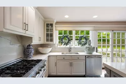 6 Childsworth Ave, Bernardsville, NJ 07924 - Photo 15
