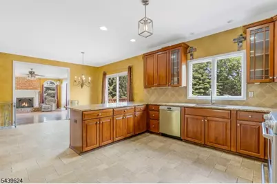 40 Southgate Dr, Clinton Township, NJ 08801 - Photo 13
