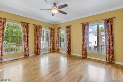 40 Southgate Dr, Clinton Township, NJ 08801 - Photo 7