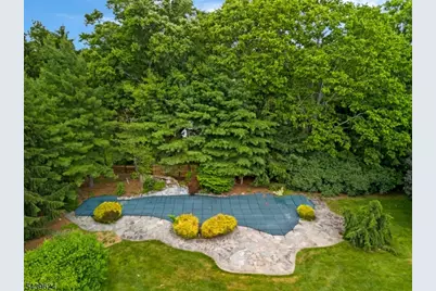 40 Southgate Dr, Clinton Township, NJ 08801 - Photo 19