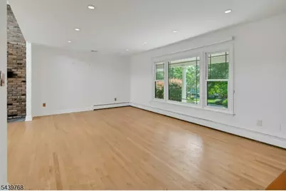 29 Dogwood Dr, Chester, NJ 07930 - Photo 7