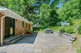 29 Dogwood Dr, Chester, NJ 07930 - Photo 31
