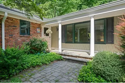 29 Dogwood Dr, Chester, NJ 07930 - Photo 5
