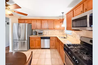 361 Patricia Ct #1, Union Township, NJ 07083 - Photo 9