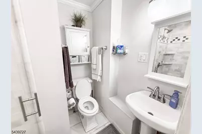 361 Patricia Ct #1, Union Township, NJ 07083 - Photo 15