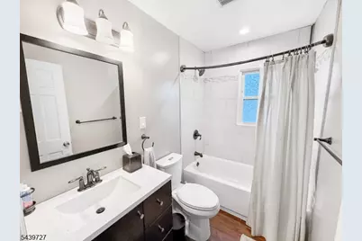 361 Patricia Ct #1, Union Township, NJ 07083 - Photo 19
