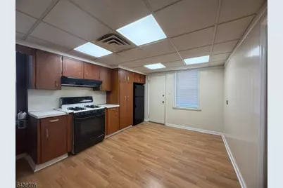 34 Ernest St #2, Nutley, NJ 07110 - Photo 3