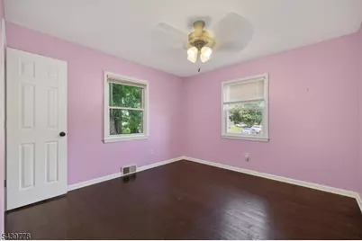 318 Greenwich St, Greenwich Township, NJ 08886 - Photo 11